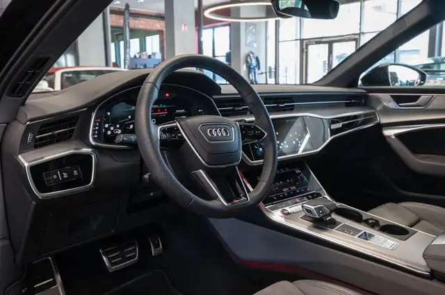 Audi S6 view 10