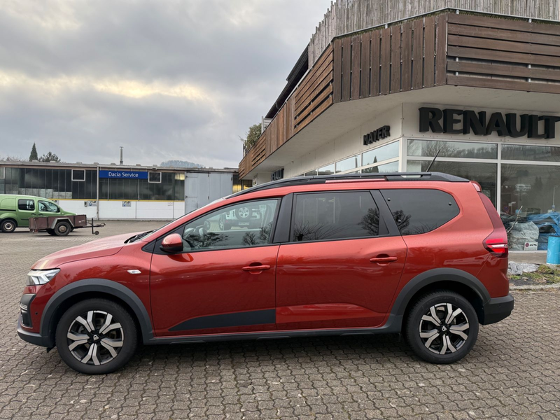 Dacia Jogger TCe 110 Comfort*NAVI*LED*7-Sitzer* — photo 3