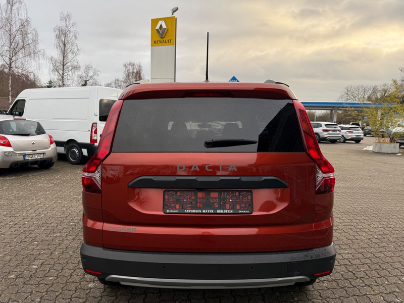 Dacia Jogger TCe 110 Comfort*NAVI*LED*7-Sitzer* — photo 5