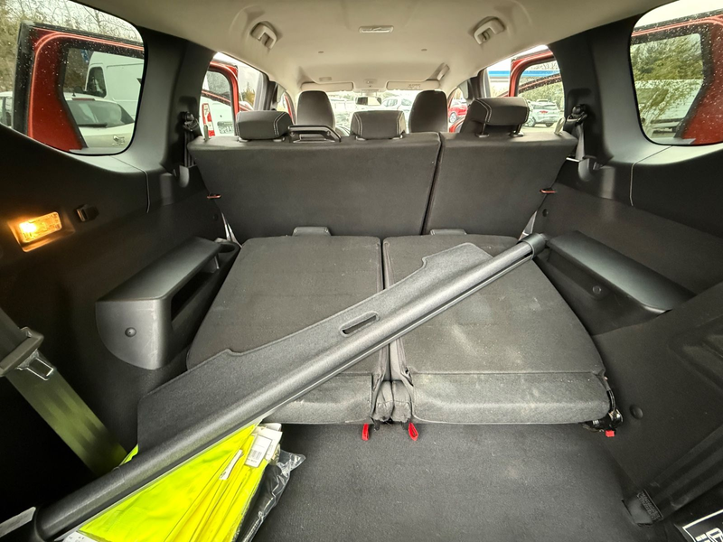 Dacia Jogger TCe 110 Comfort*NAVI*LED*7-Sitzer* — photo 15