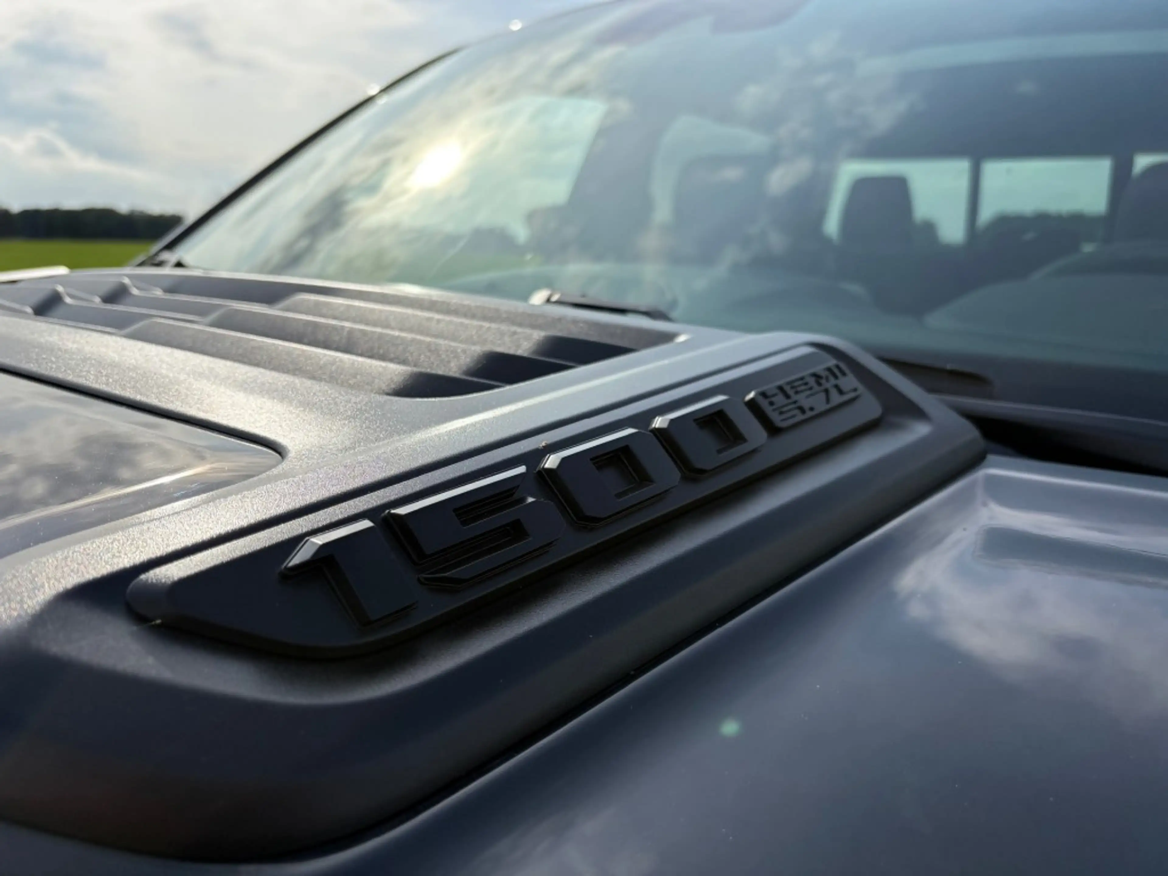 Dodge RAM 5.7 V8 4X4 LARAMIE / BOMVOL / MARGE / LUCHTVERING — photo 15