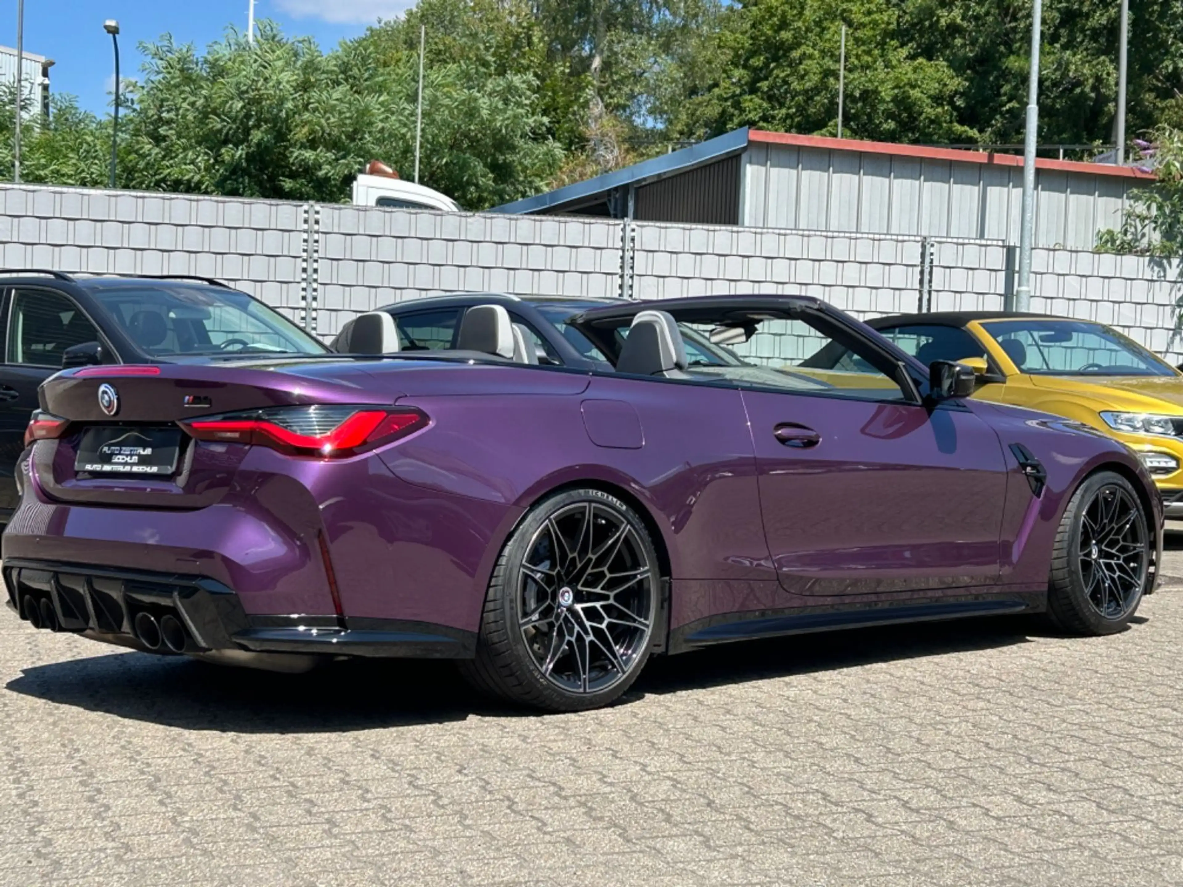 BMW M4 Competition Cabrio xDrive — photo 3