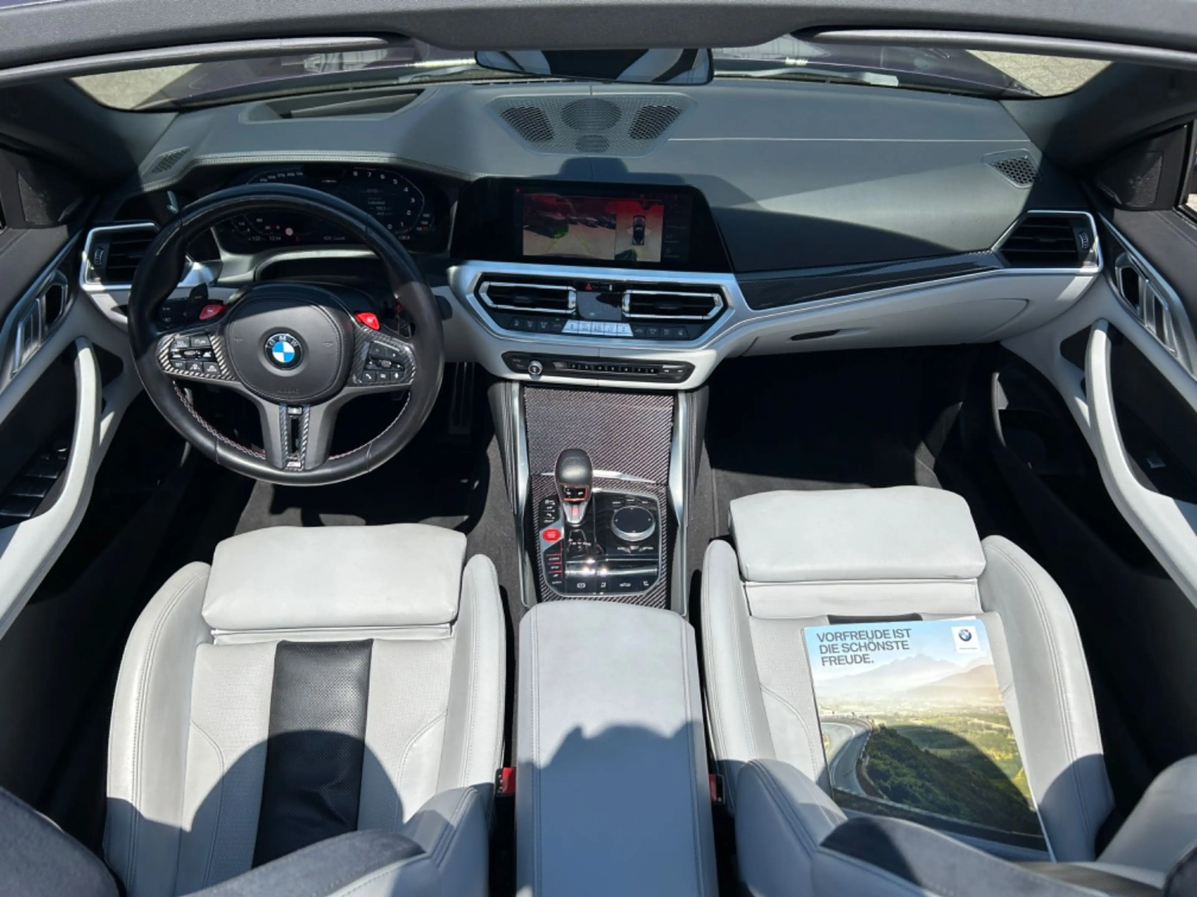 BMW M4 Competition Cabrio xDrive — photo 13