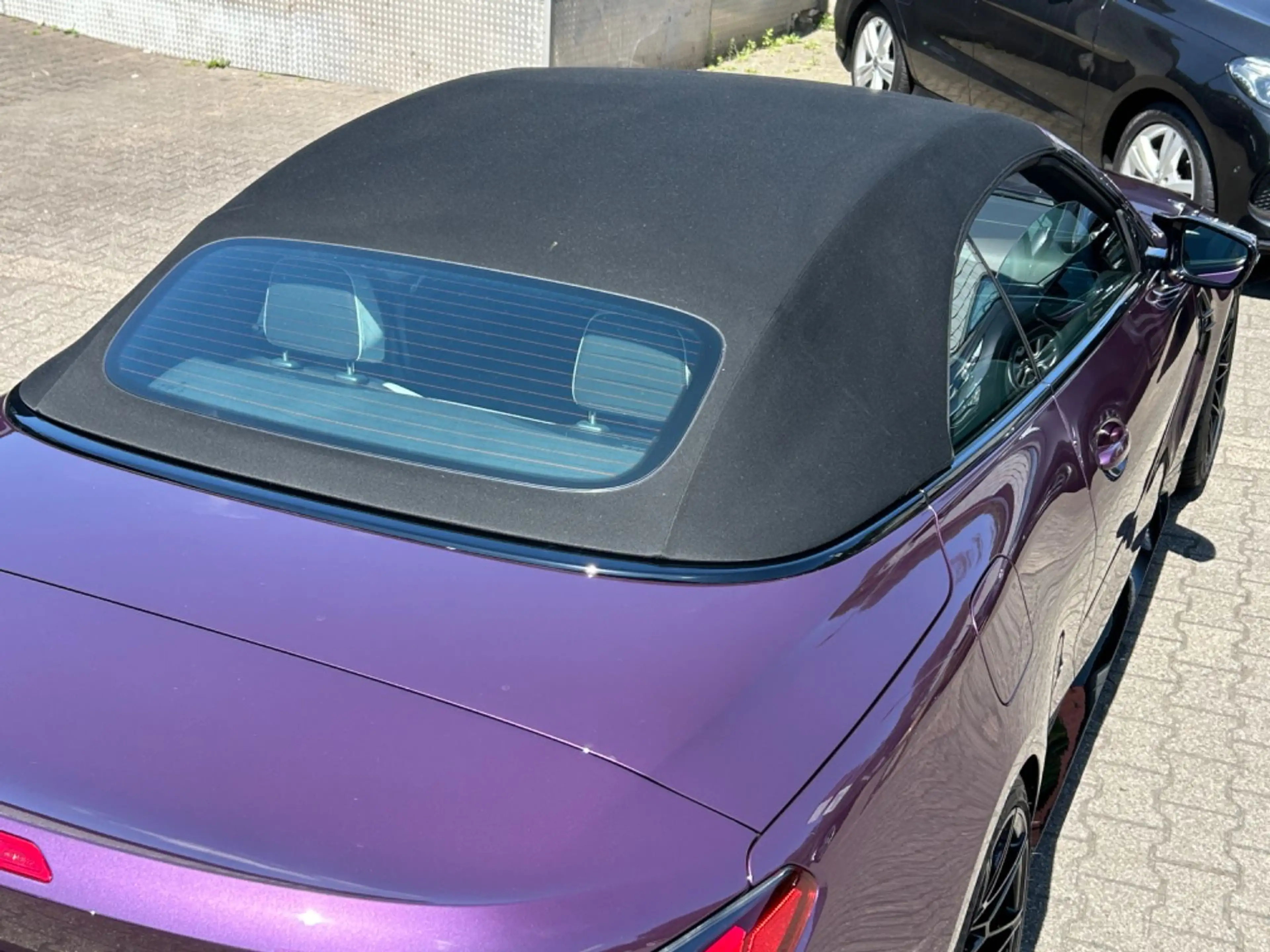 BMW M4 Competition Cabrio xDrive — photo 7