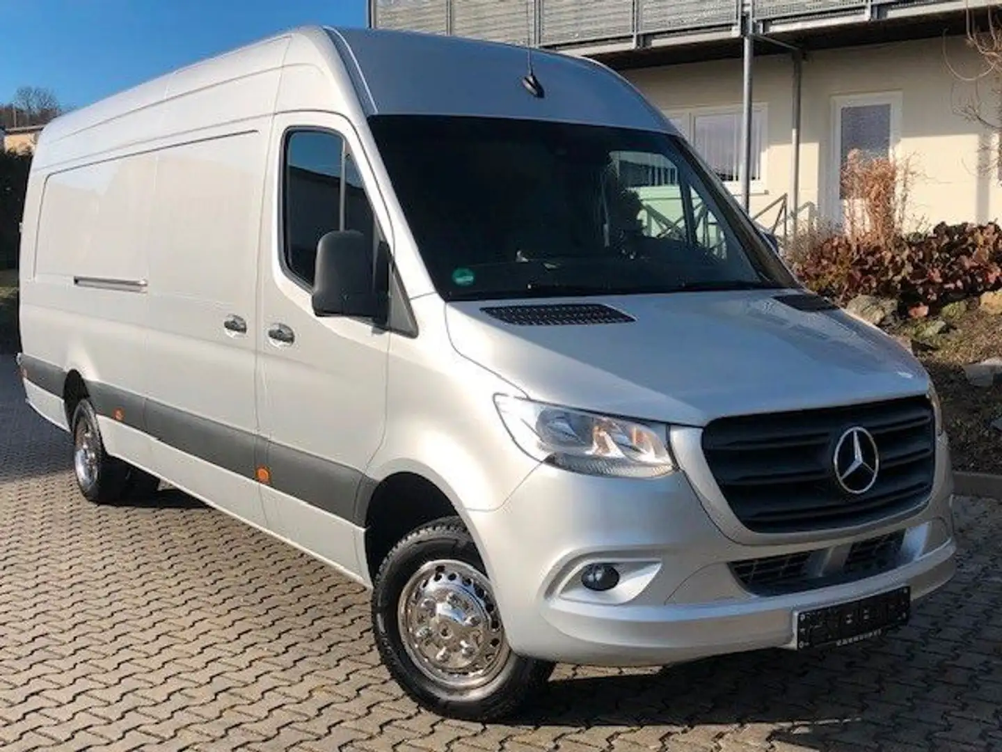 Mercedes-Benz Sprinter 516CDI EXTRALANG LEDER STHZ SHZ CAM NA Silber - 1