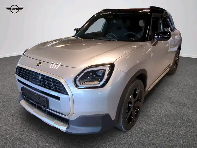 MINI Countryman D Favoured Trim