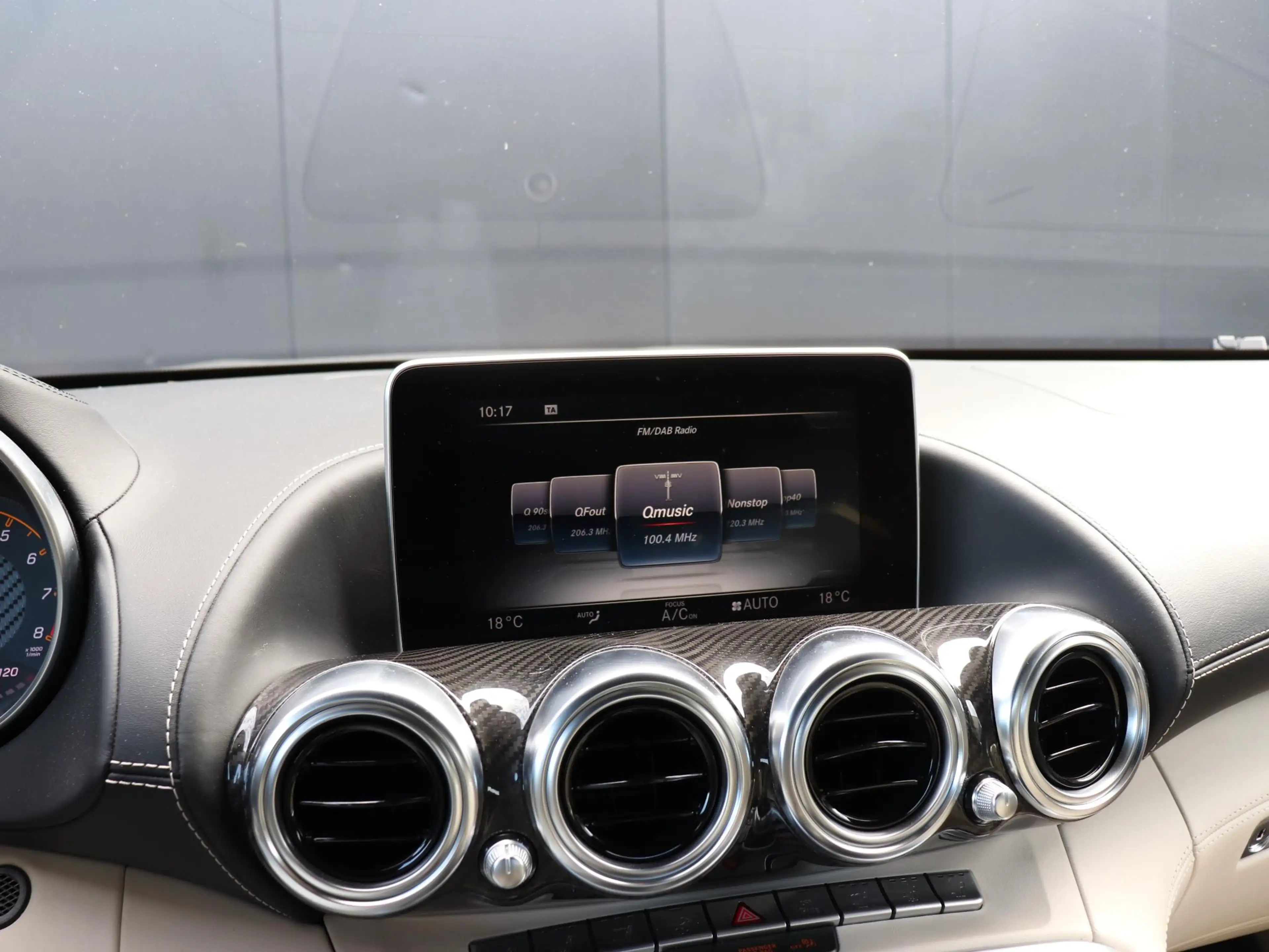 Mercedes-Benz AMG GT Roadster 4.0 C | KERAMISCH | LEDER | BURMESTER | S — photo 9