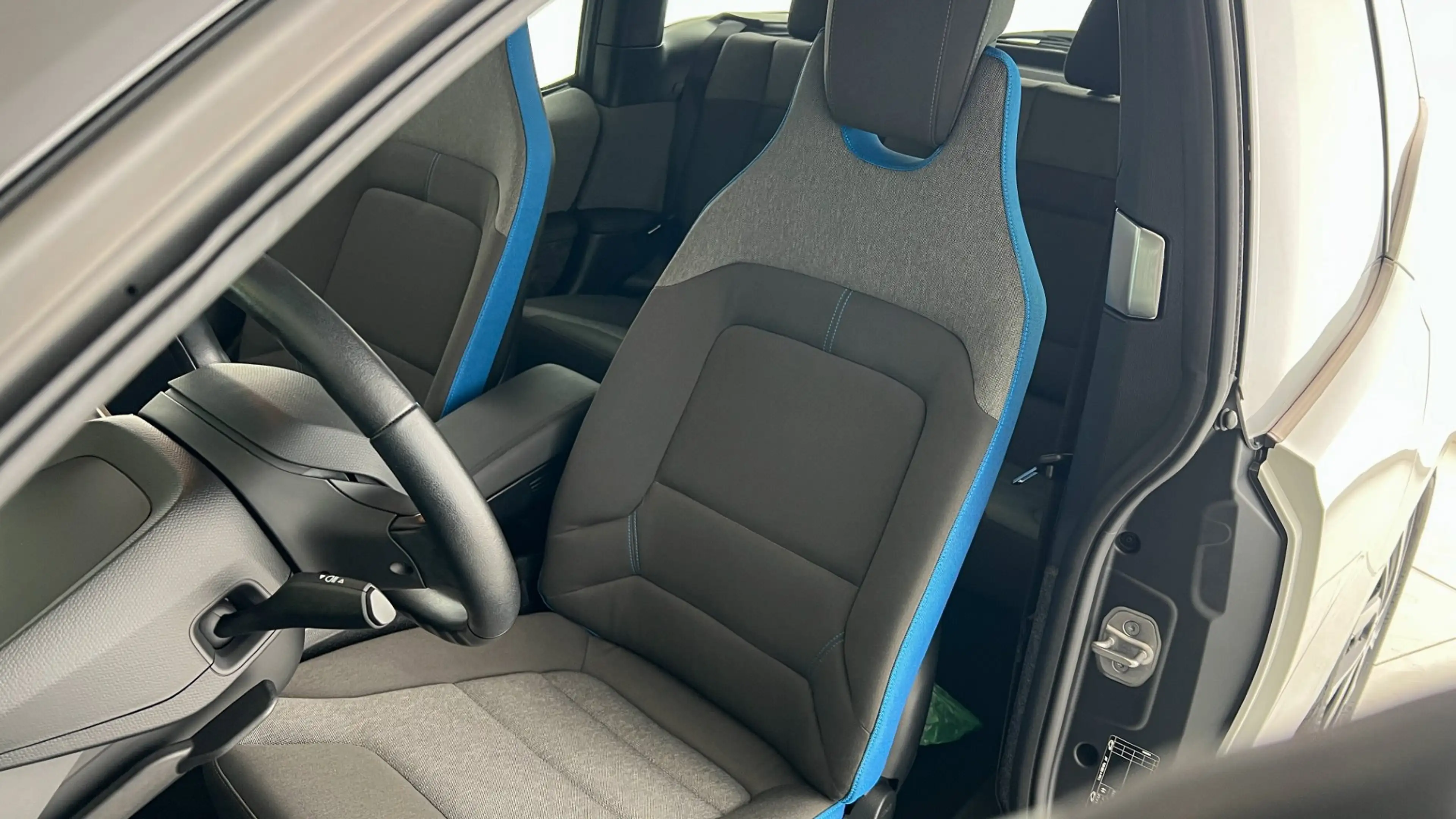BMW i3 — photo 15