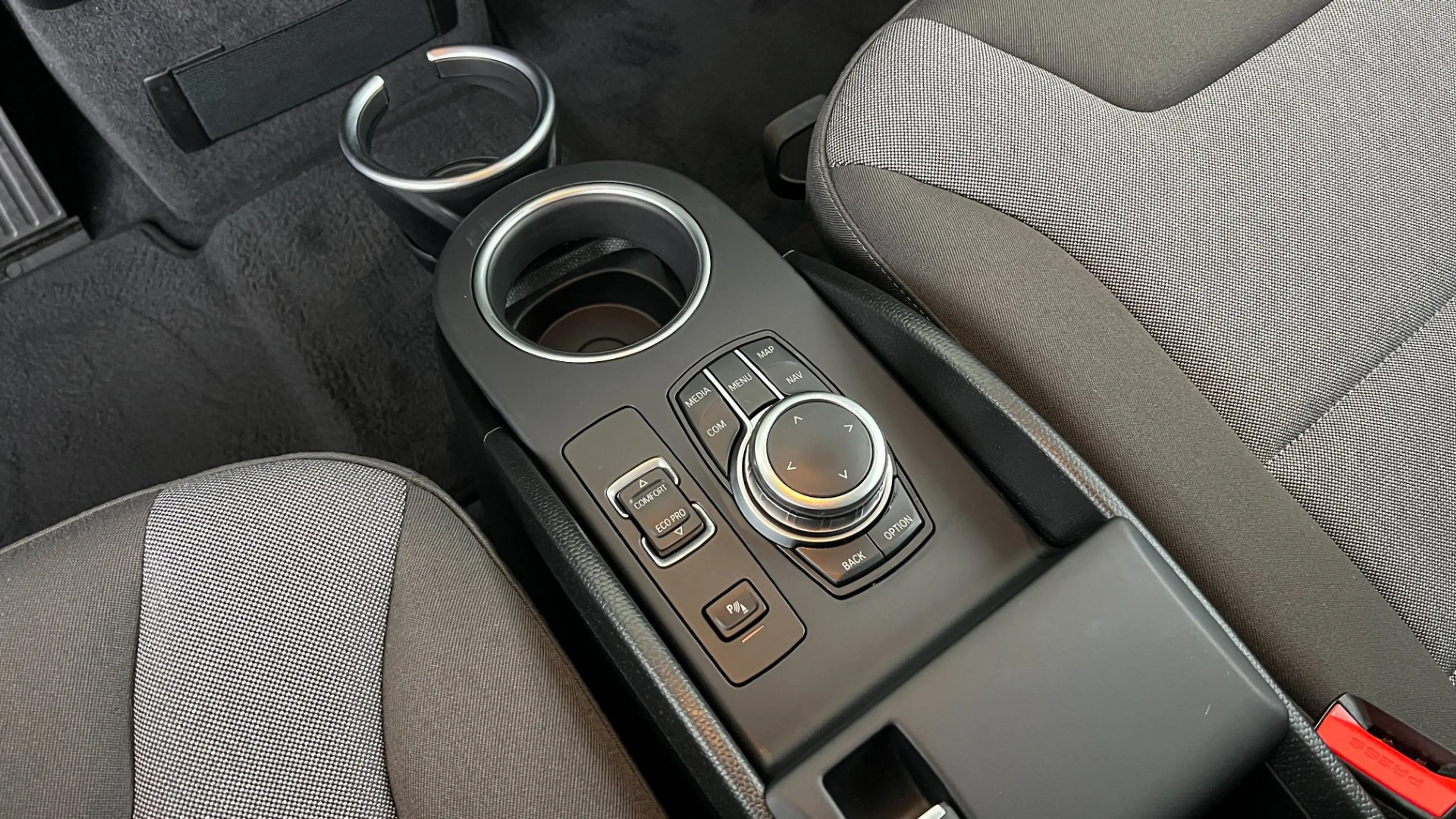 BMW i3 — photo 13
