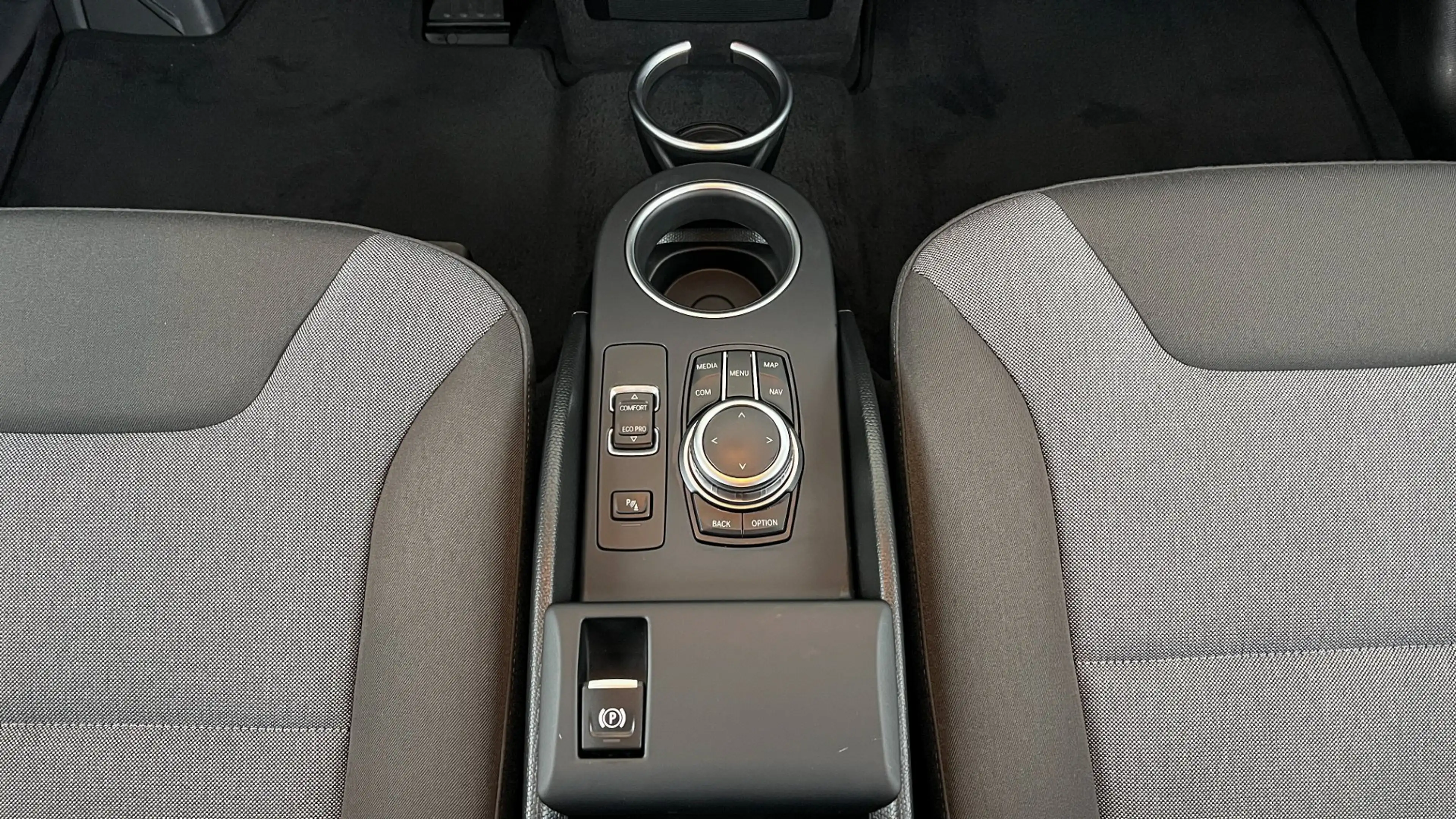BMW i3 — photo 10