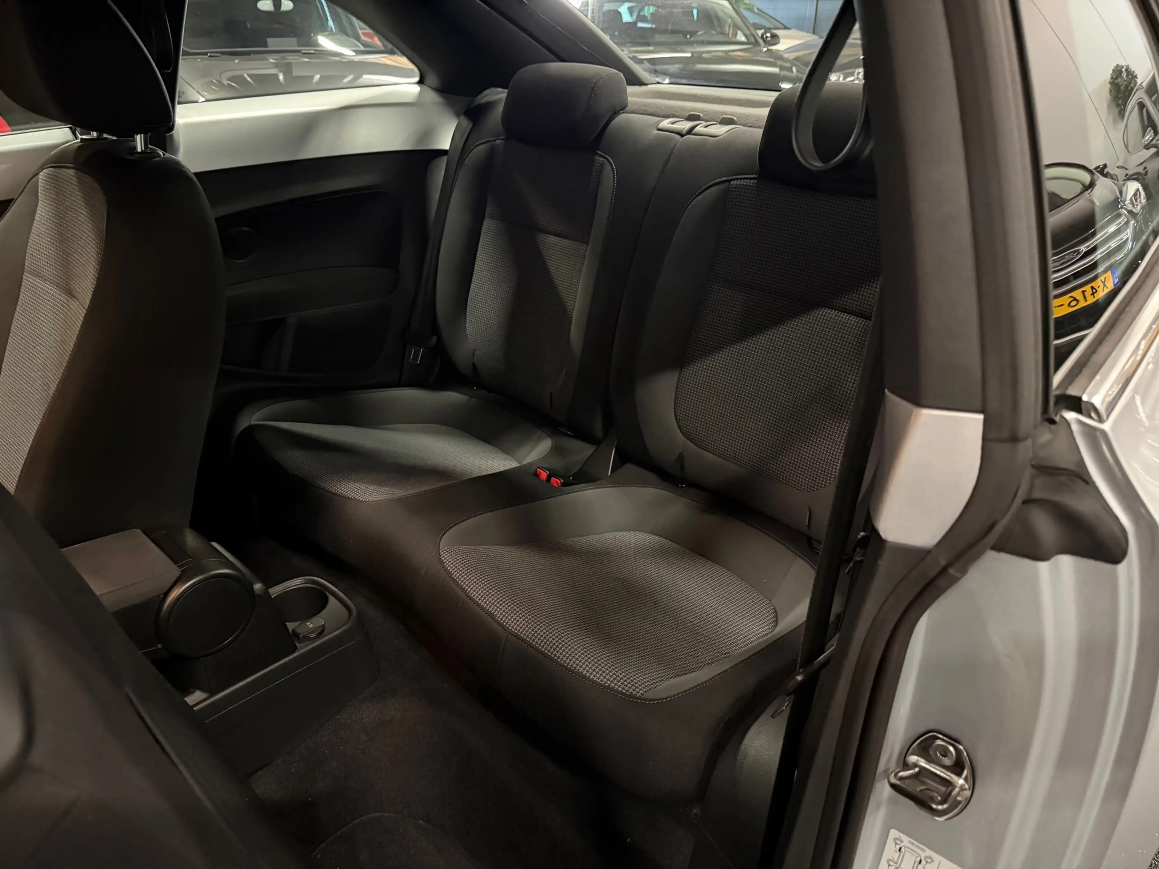 Volkswagen Beetle 1.2 TSI Design 2E-EIG/NAVI/CRUISE/PDC/CLIMATE/VDOH — photo 7