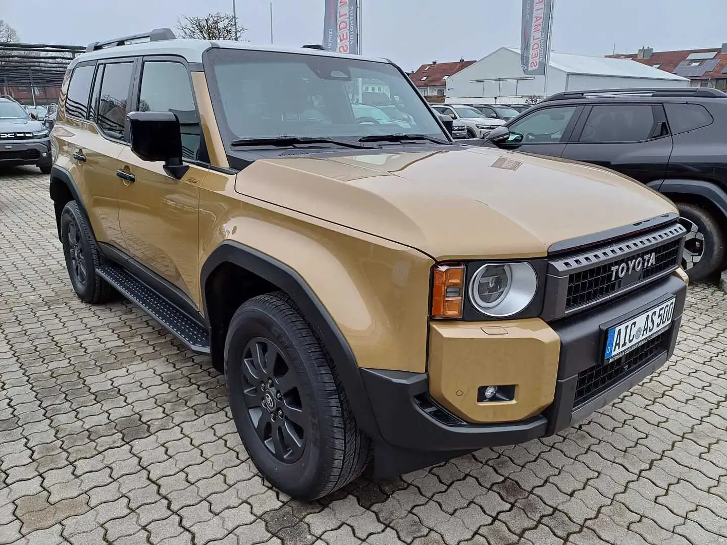 Toyota Land Cruiser 2.8 D-4D Automatik First Edition/SOFORT VERFÜGBAR Beige - 2