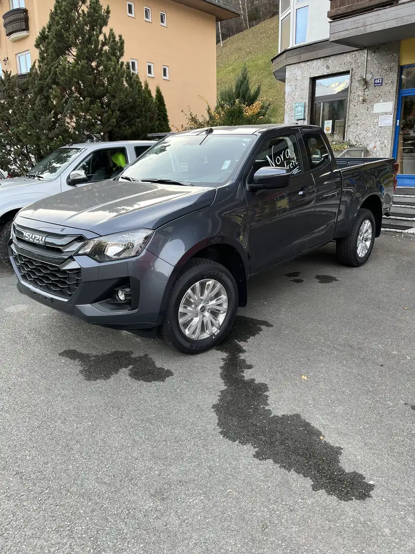 Isuzu D-Max Space-Cab, NOVA-befreit Serie L Grau - 2