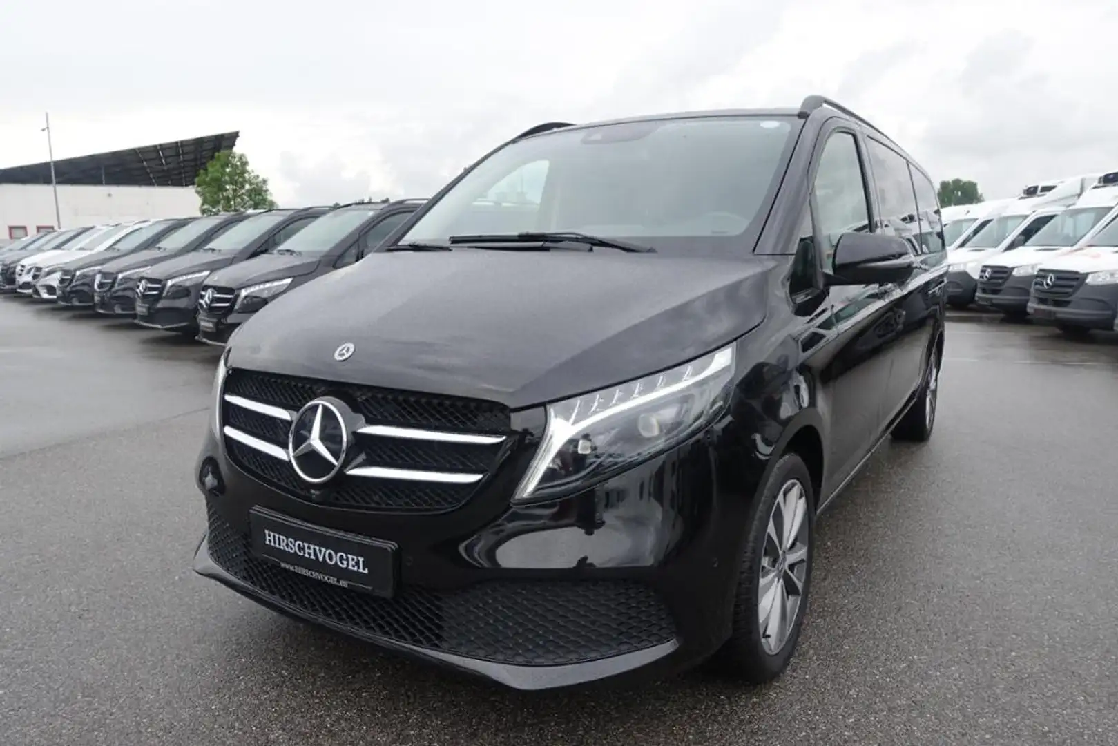 Mercedes-Benz V 300 d AVANTGARDE extralang AIRMATIC 2xel.Türen Schwarz - 2