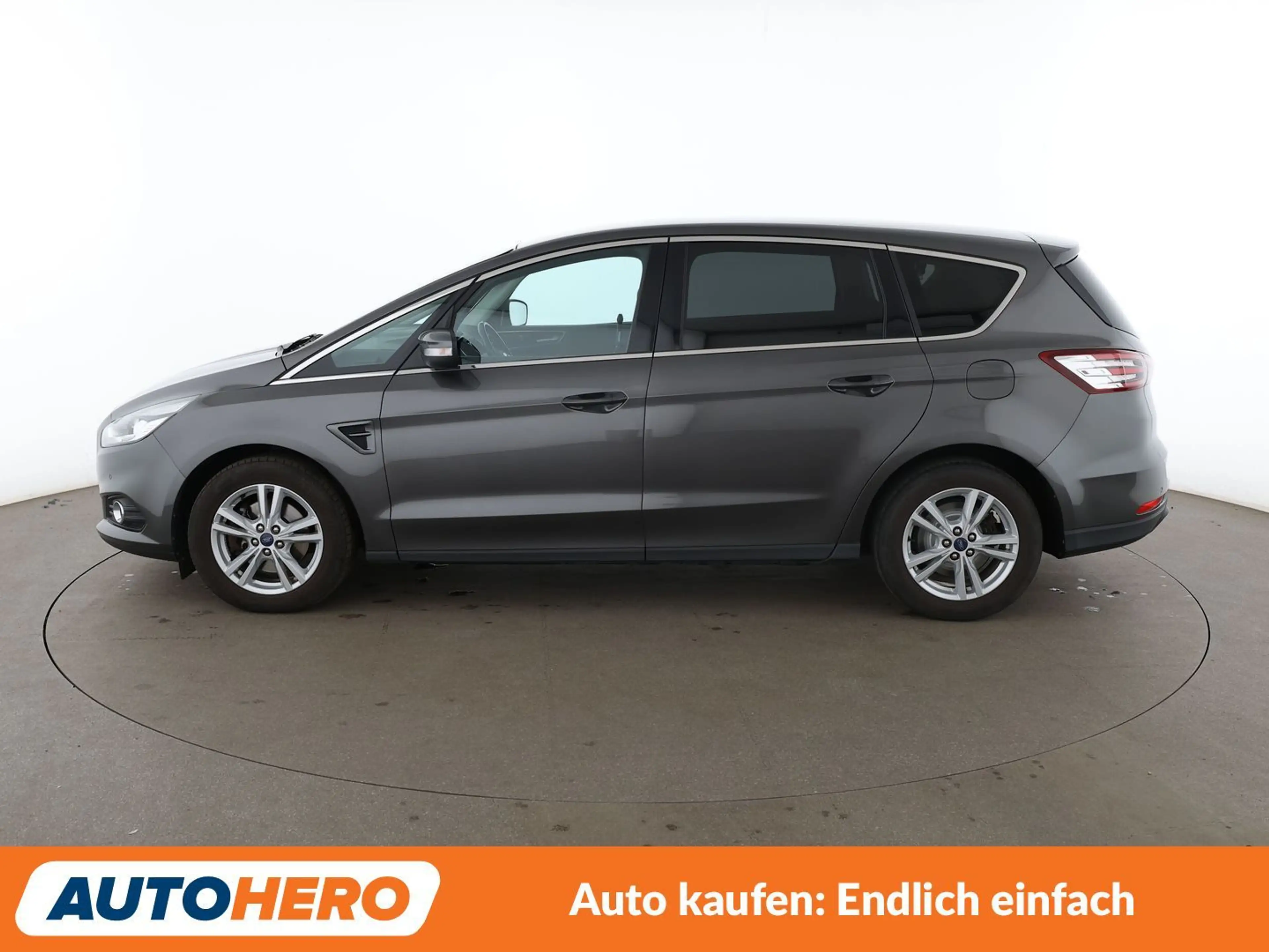 Ford S-Max 2.0 EcoBoost Titanium Aut.*NAVI*CAM* — photo 3