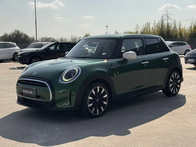 MINI One Mini 5p 1.5 One Classic 102cv auto