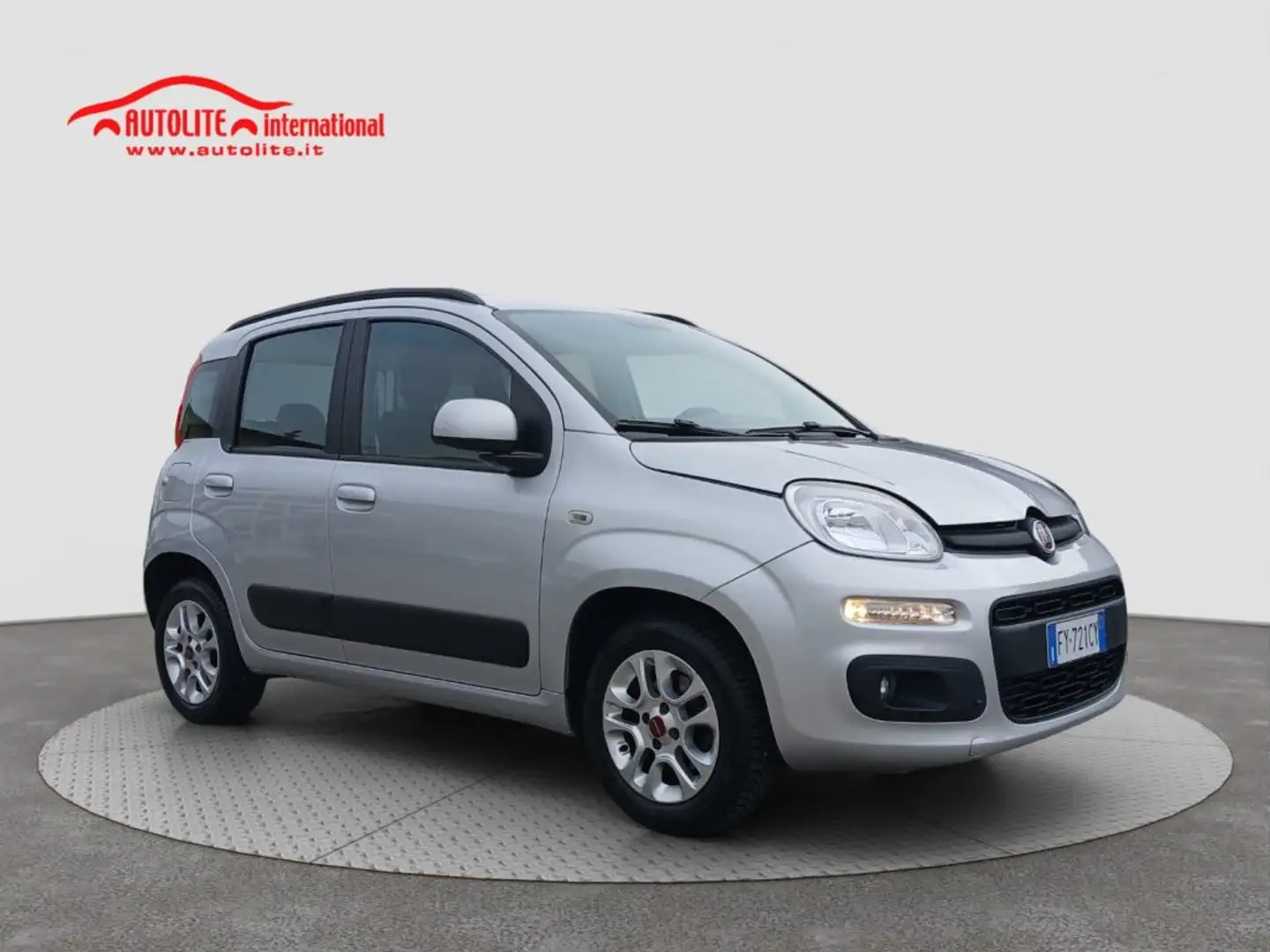 Fiat Panda 1.2 Lounge Zilver - 1