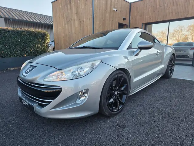 Peugeot RCZ 1.6L THP 200CH