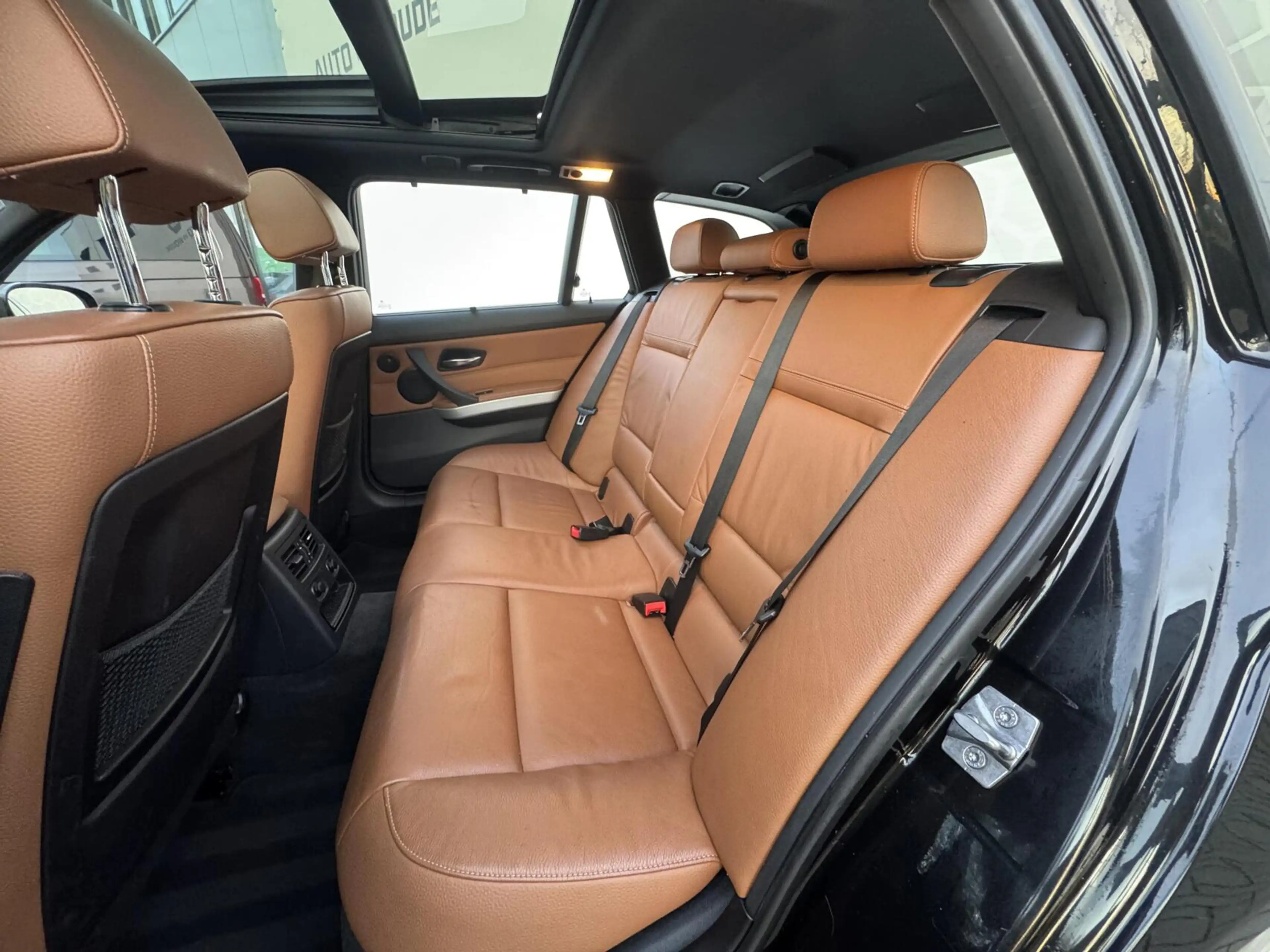 BMW 325 3-serie Touring 325i M Sport Edition Pano Stoelver — photo 11
