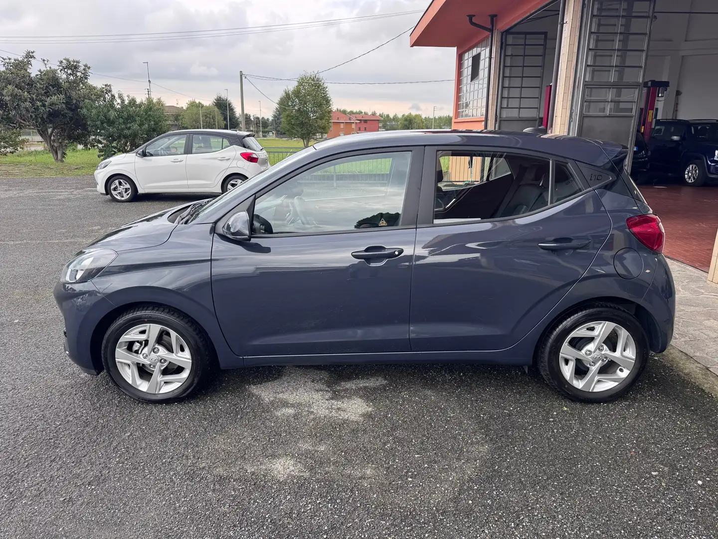 Hyundai i10 i10 III 2020 1.0 mpi Tech Gris - 2