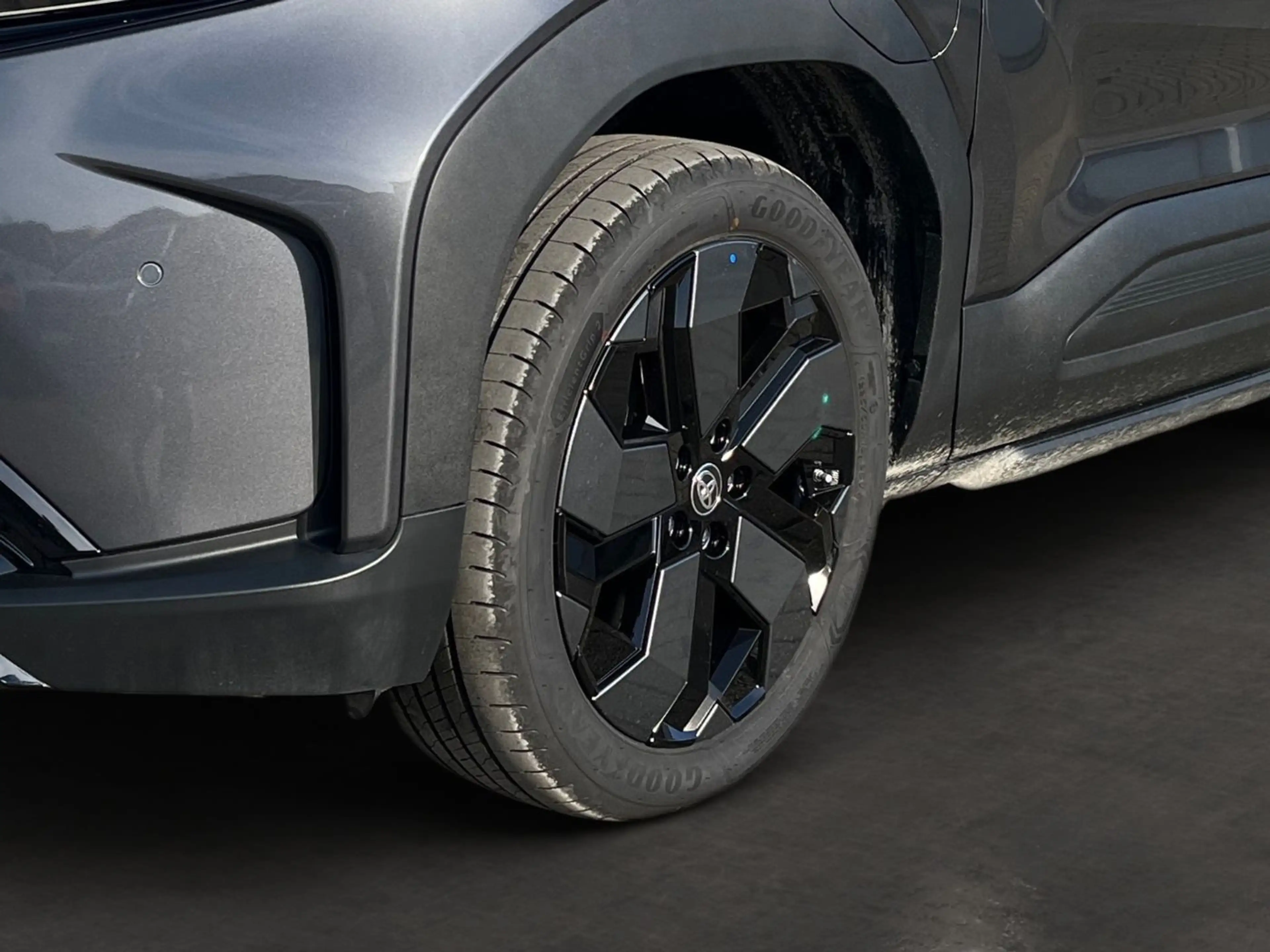 Toyota Urban Cruiser 5-Türer Lounge Lithium 61kW 2WD (1 — photo 6