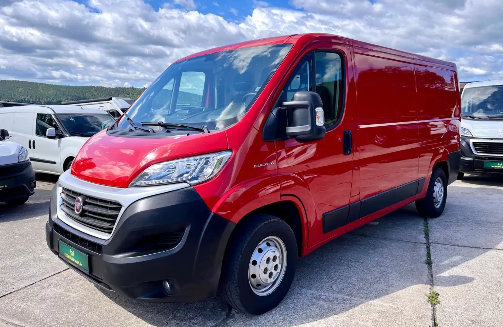 Fiat Ducato L2H1 Automatik Luftfederung AHK Navi Camp Rouge - 1