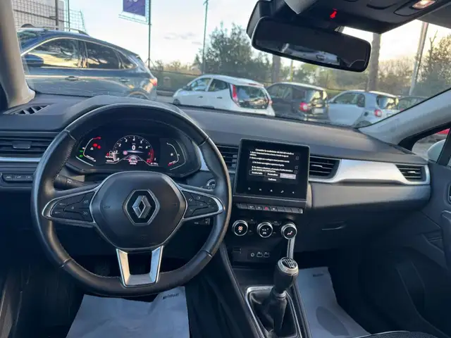 Renault Captur view 8