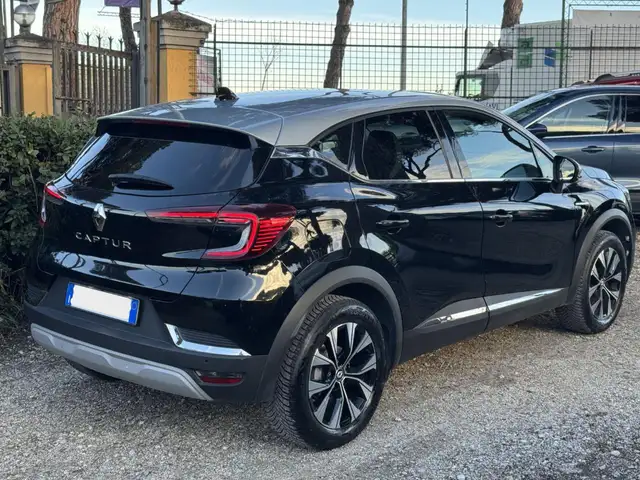 Renault Captur view 5