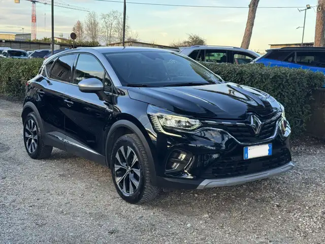 Renault Captur view 4