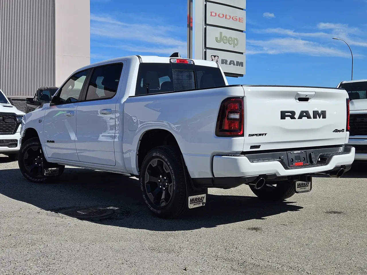 RAM 1500 снимка RAM 1500