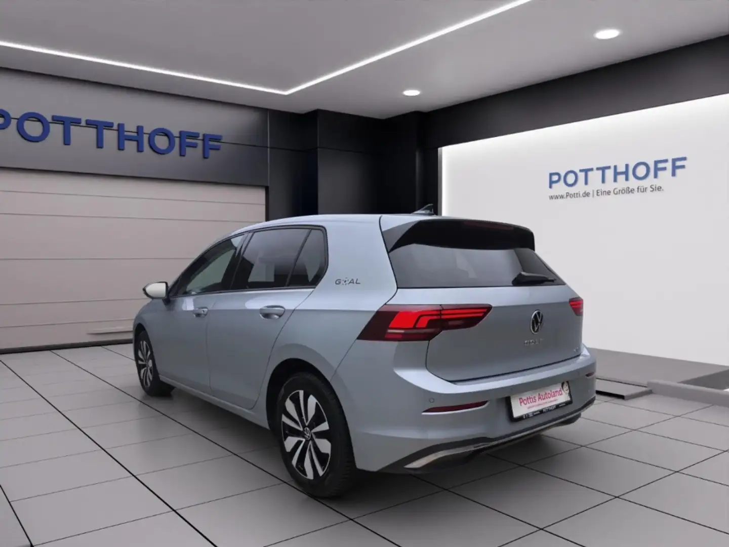 Volkswagen Golf 1.5 eTSI DSG GOAL NAVI KAMERA LED SITZHZG Silber - 2