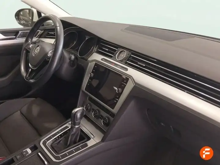 Volkswagen Passat VARIANT 2.0 TDI BMT Advance DSG 2019, foto 8