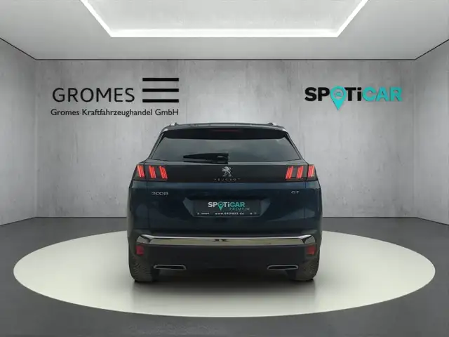 Peugeot 3008 view 4