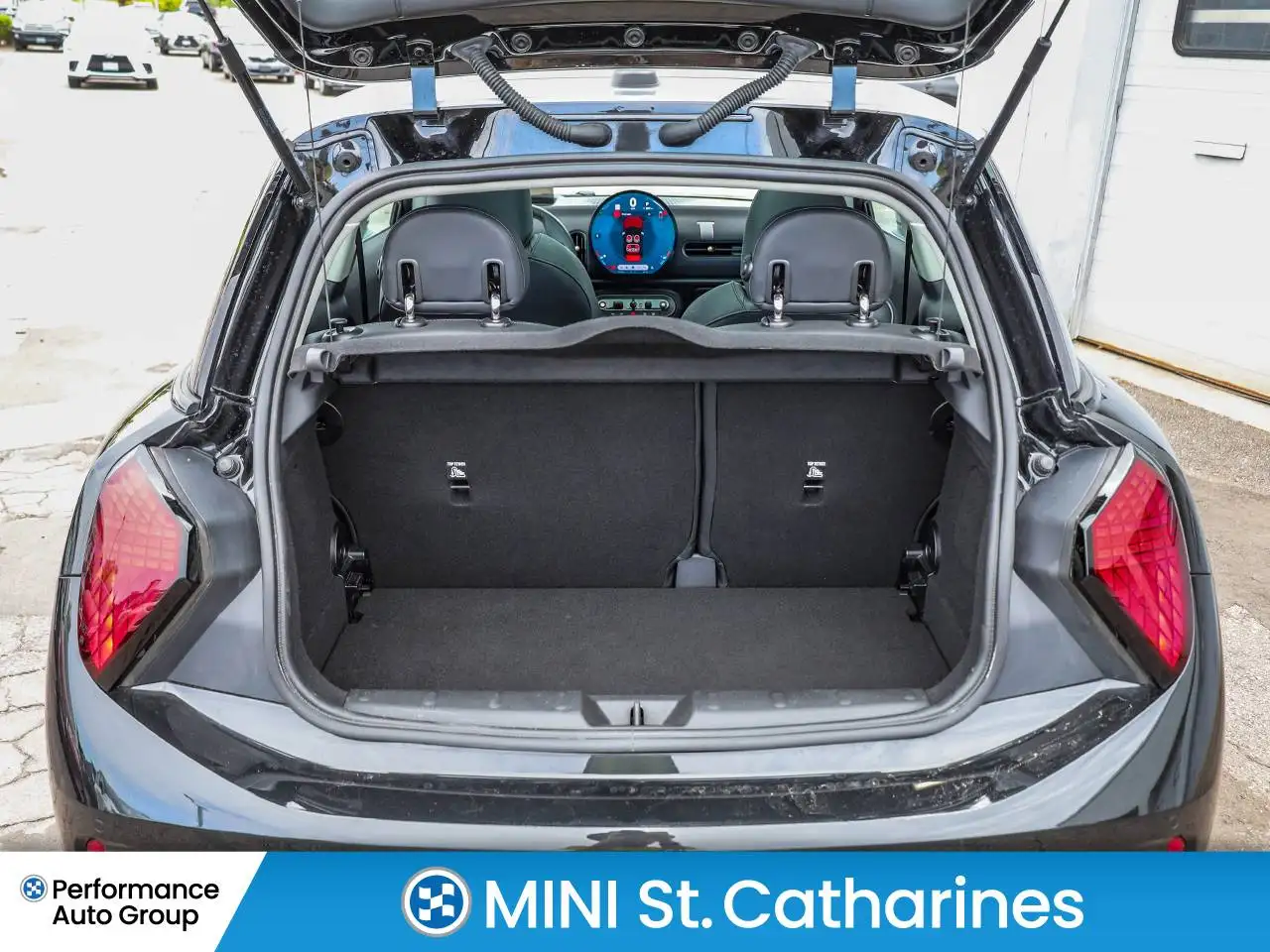 MINI 3 Door снимка MINI 3 Door