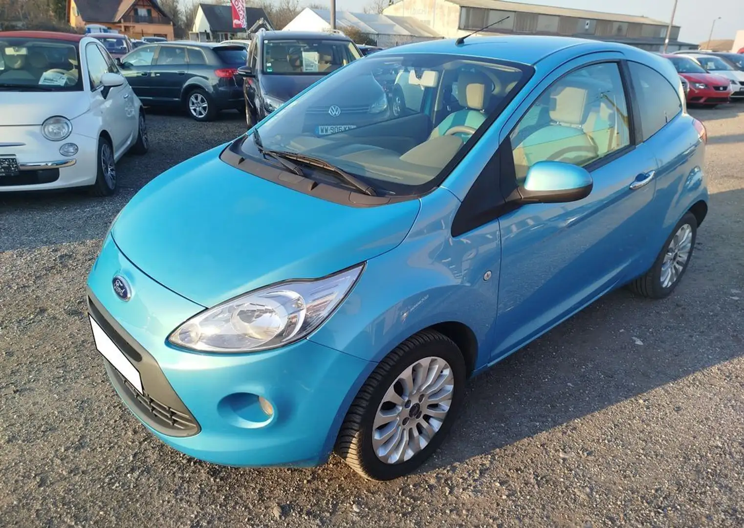 Ford Ka/Ka+ 1.2 69 cv trend Blau - 1