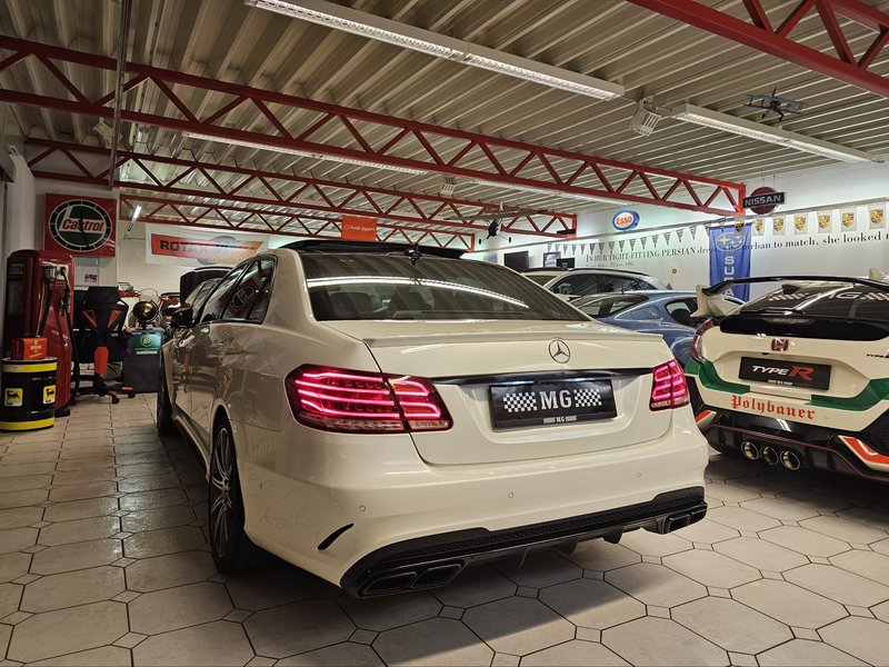 Mercedes-Benz E 63 AMG E 63 AMG 4Matic Panorama — photo 13