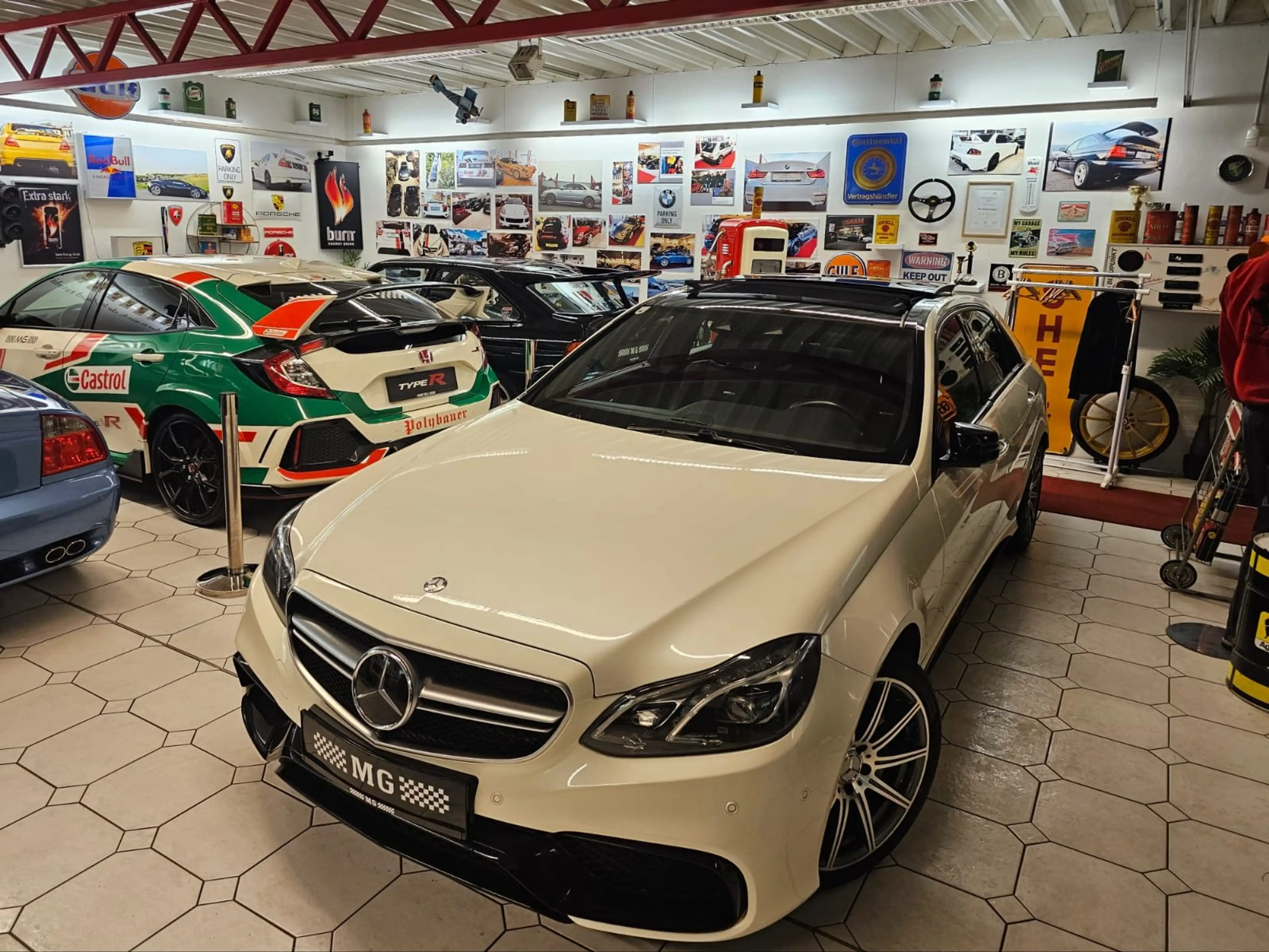Mercedes-Benz E 63 AMG E 63 AMG 4Matic Panorama — photo 4