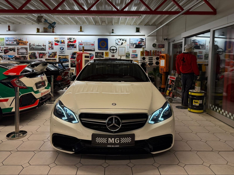 Mercedes-Benz E 63 AMG E 63 AMG 4Matic Panorama — photo 6