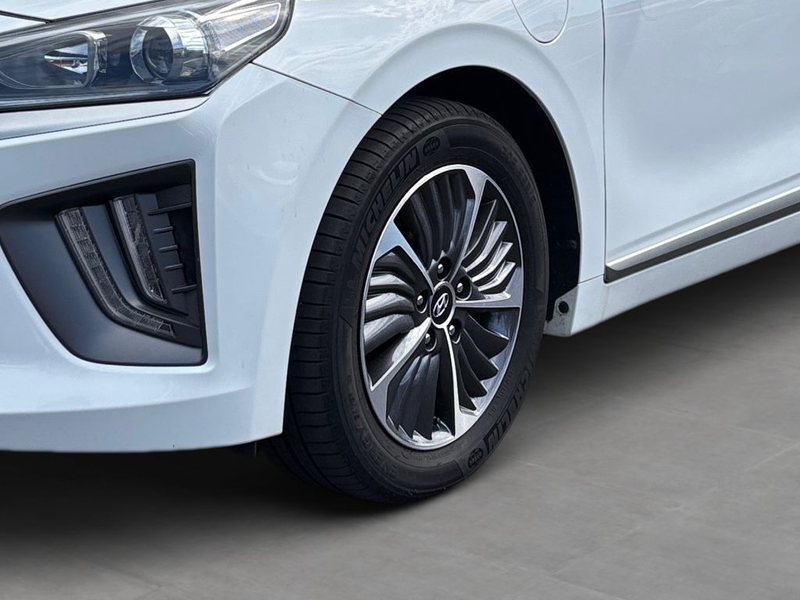 Hyundai IONIQ Plug-in-Hybrid 1.6 GDI Trend — photo 6
