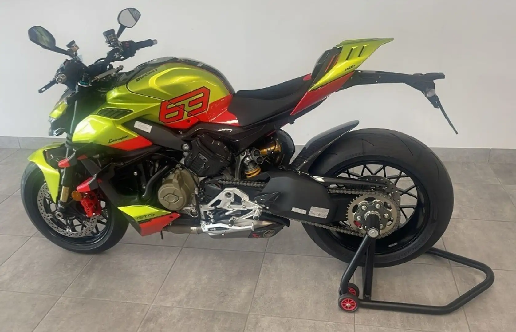 Ducati Streetfighter V4 Zelená - 1