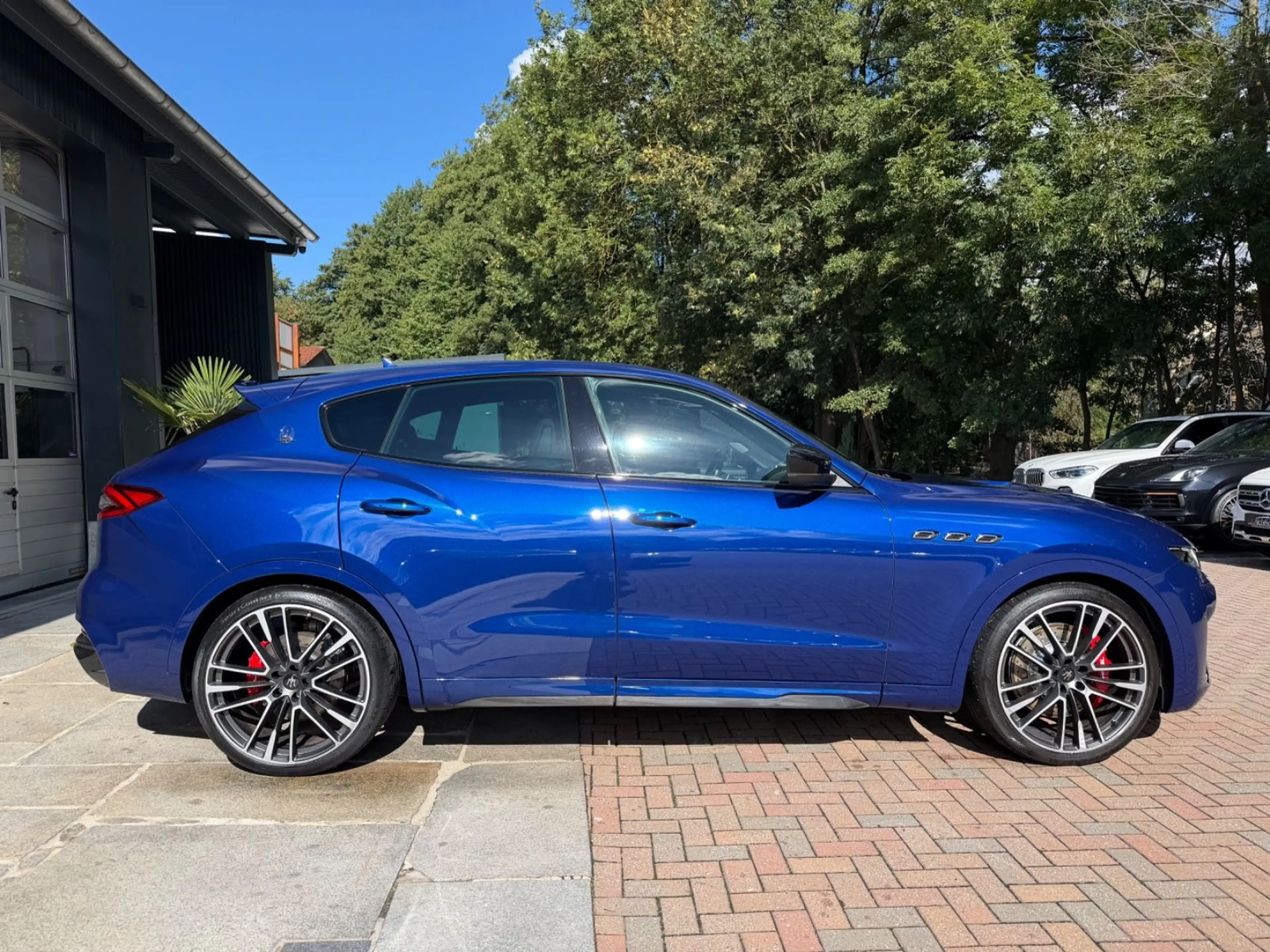Maserati Levante Trofeo Q4 3.8 V8 Alcantara ACC Sitzheiz. — photo 5
