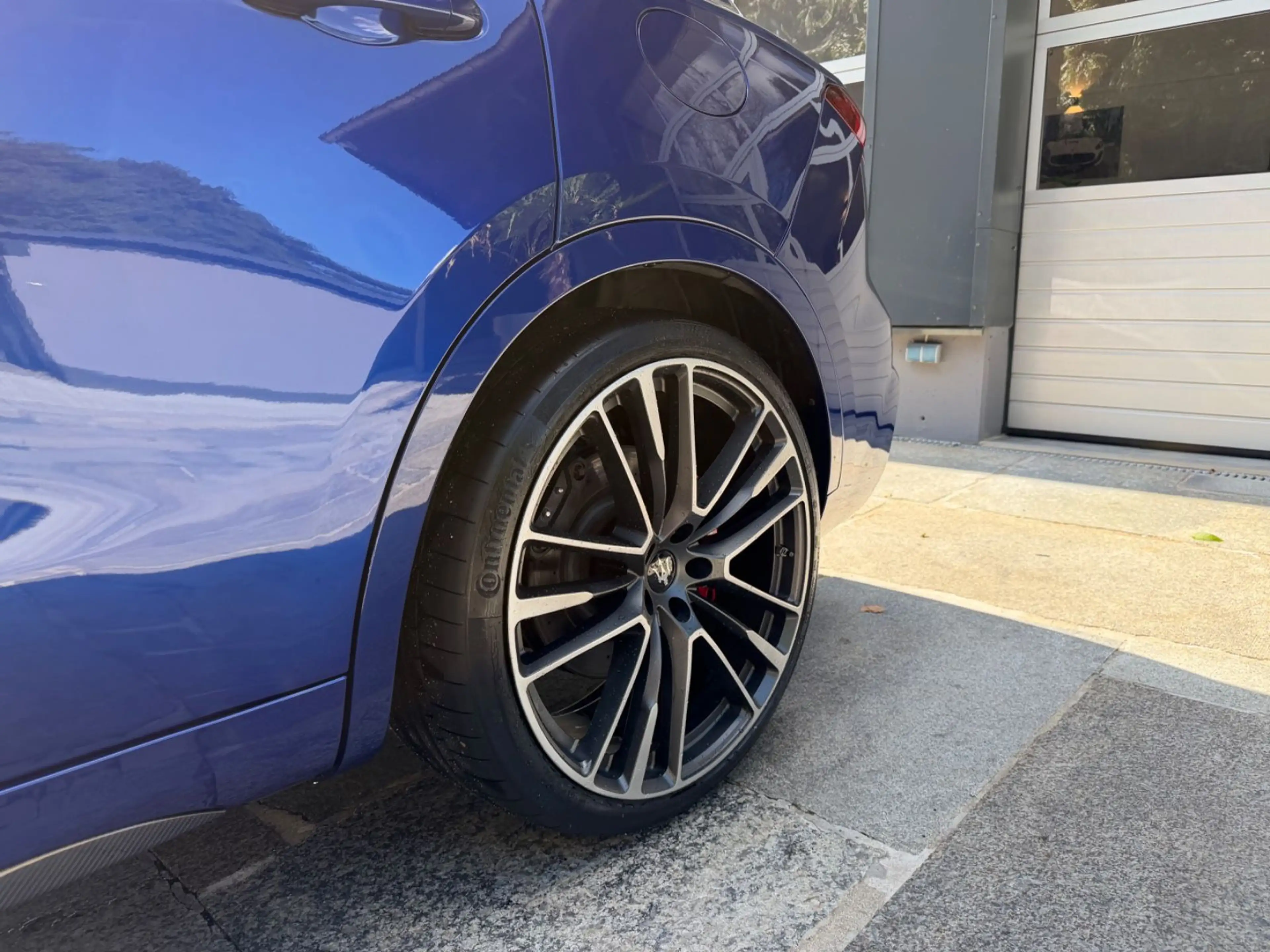 Maserati Levante Trofeo Q4 3.8 V8 Alcantara ACC Sitzheiz. — photo 14
