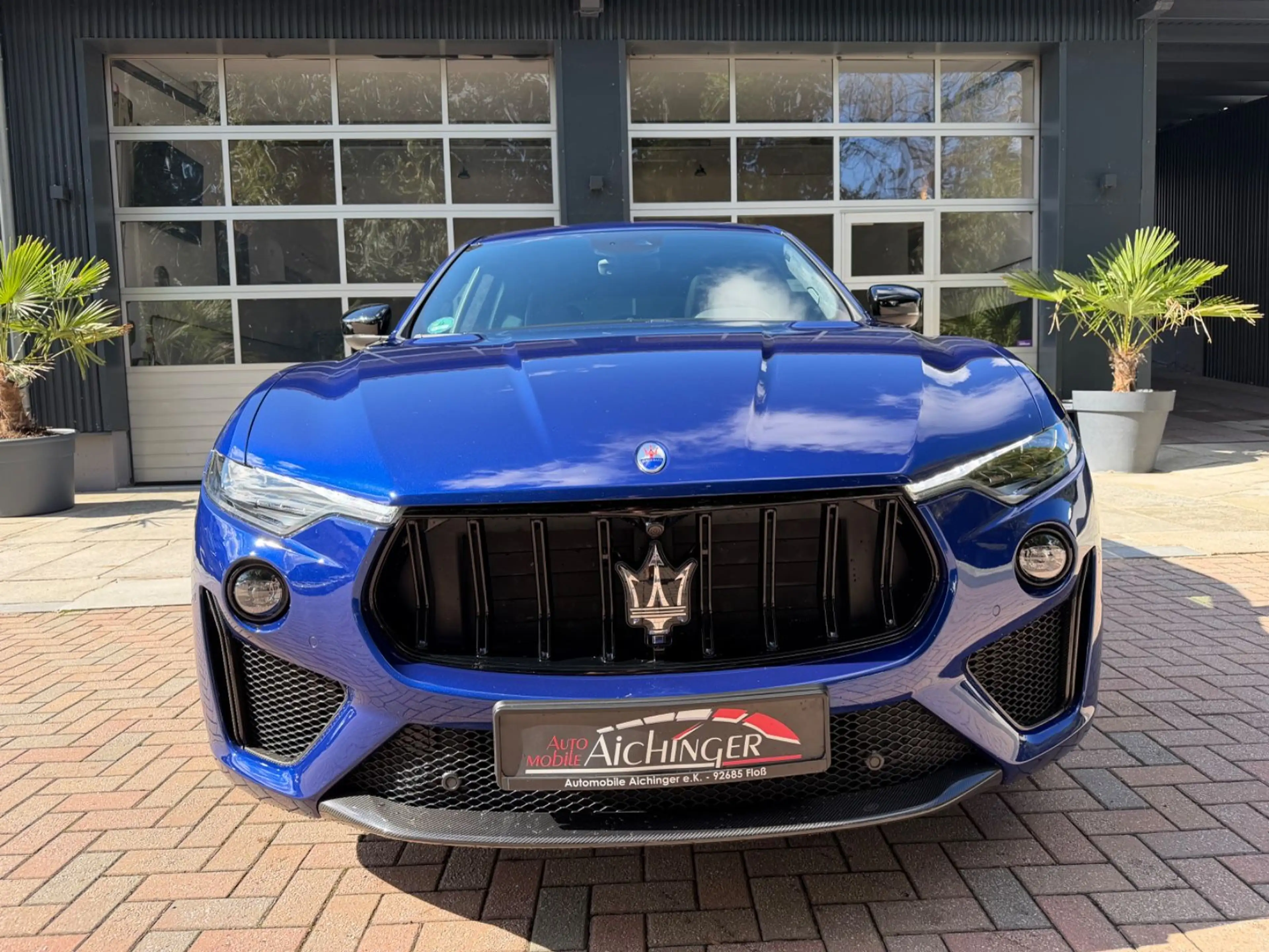 Maserati Levante Trofeo Q4 3.8 V8 Alcantara ACC Sitzheiz. — photo 3