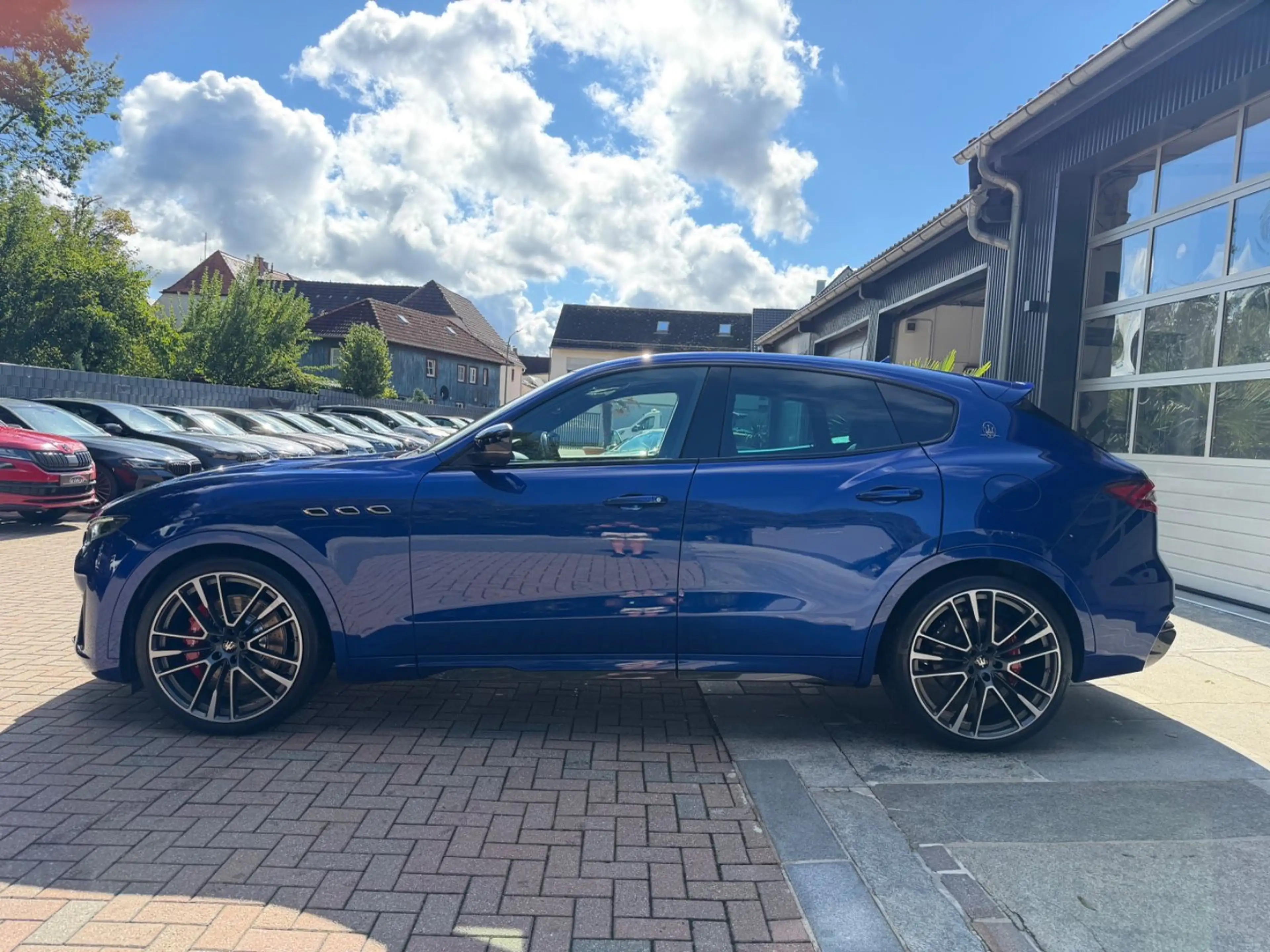 Maserati Levante Trofeo Q4 3.8 V8 Alcantara ACC Sitzheiz. — photo 12