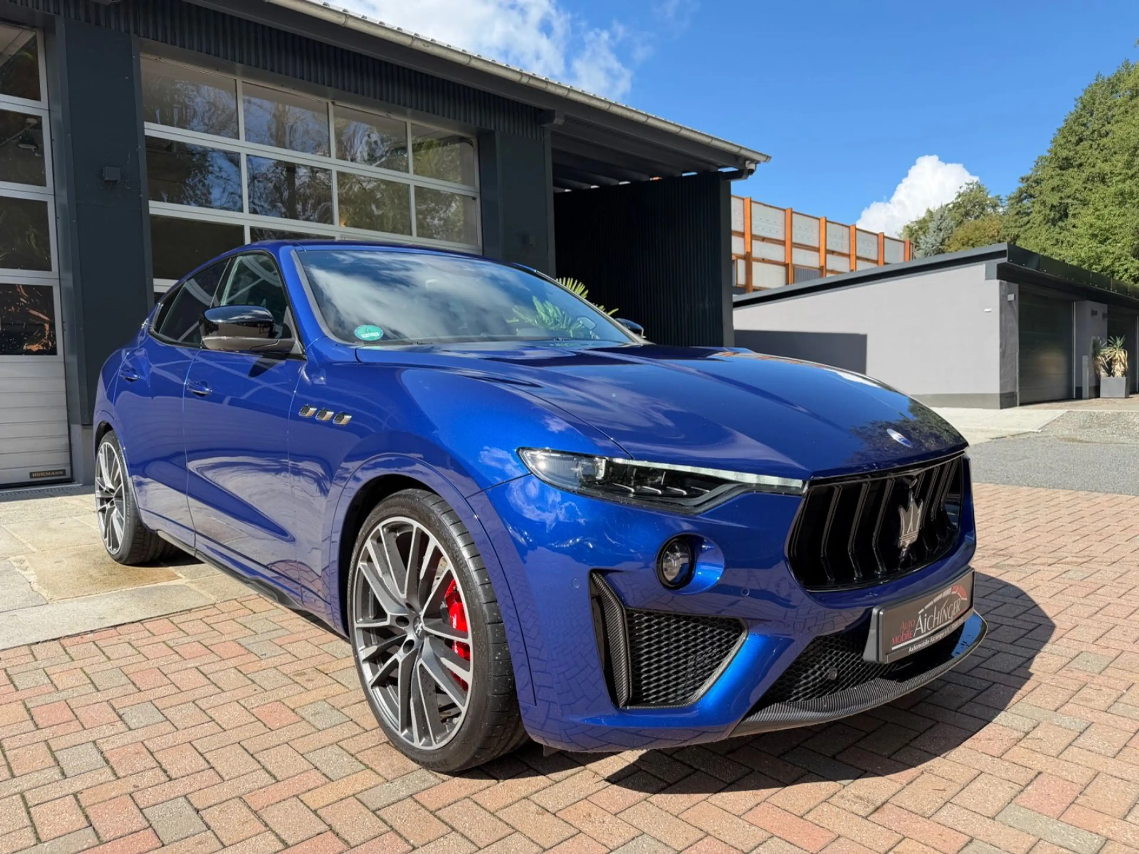 Maserati Levante Trofeo Q4 3.8 V8 Alcantara ACC Sitzheiz. — photo 4