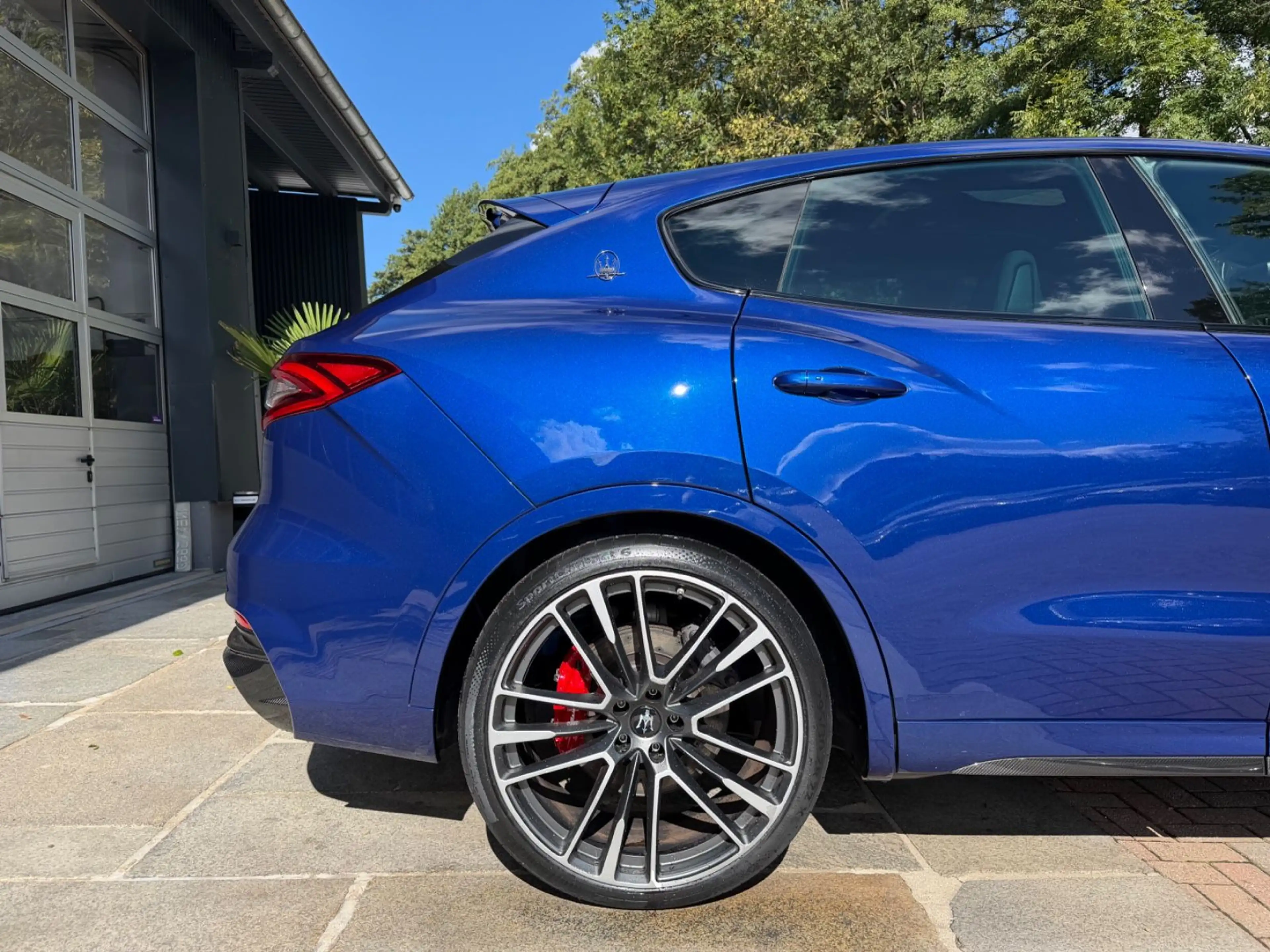 Maserati Levante Trofeo Q4 3.8 V8 Alcantara ACC Sitzheiz. — photo 7