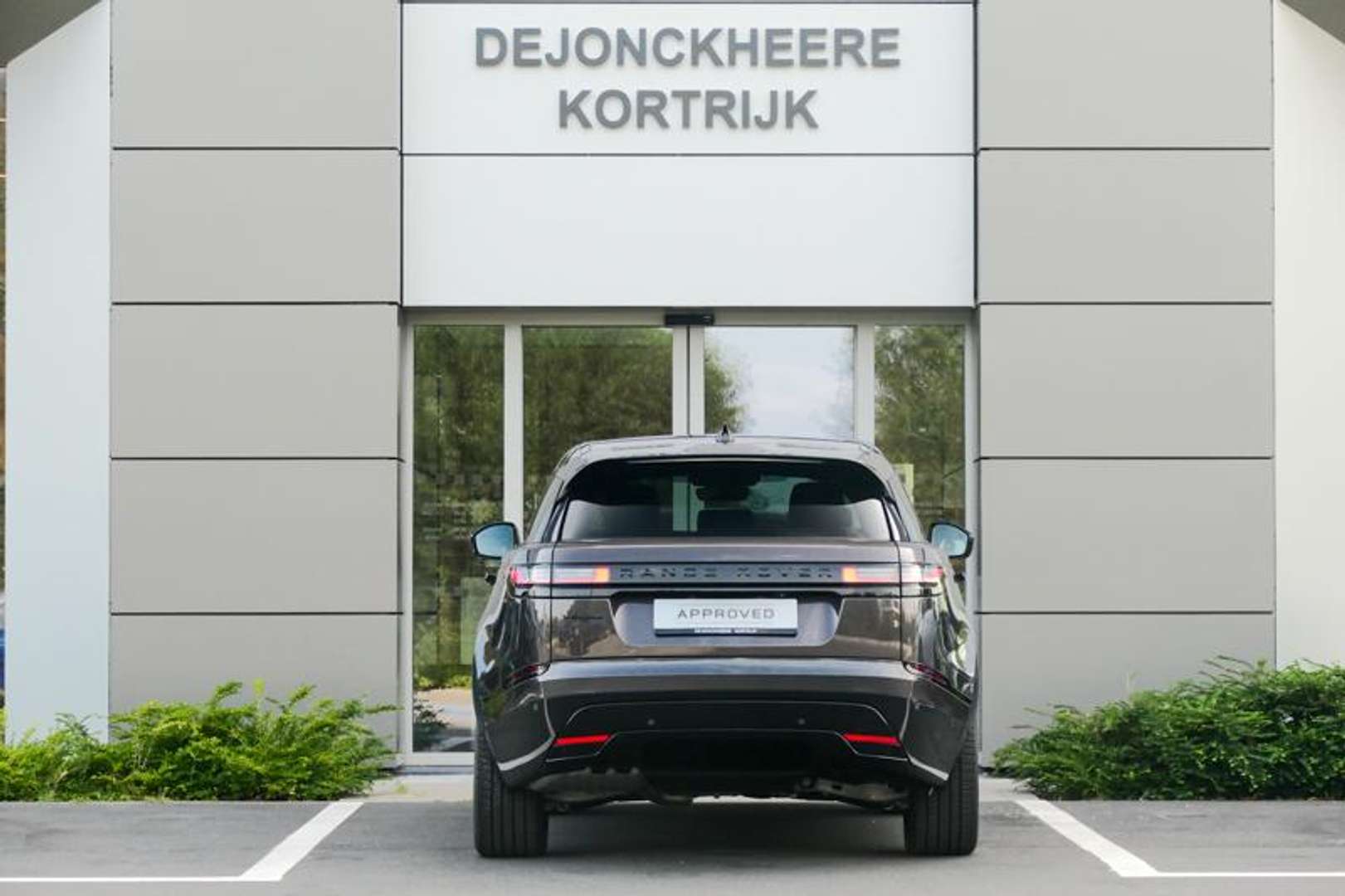 Land Rover Range Rover Velar Dynamic SE AWD Auto D200 -  - Joinsteer - #4