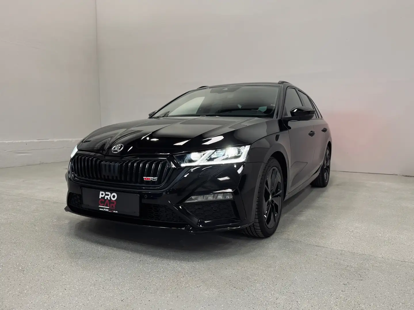 Skoda Octavia RS Kombi *KESSY/AHK/VIRTUAL* Schwarz - 1