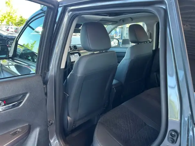 Suzuki Vitara view 12
