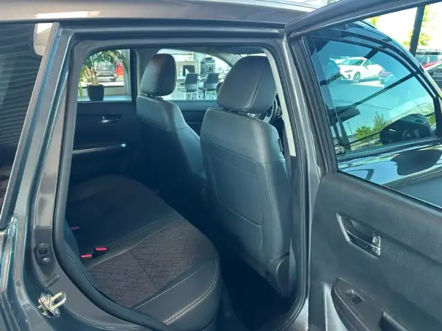 Suzuki Vitara view 14